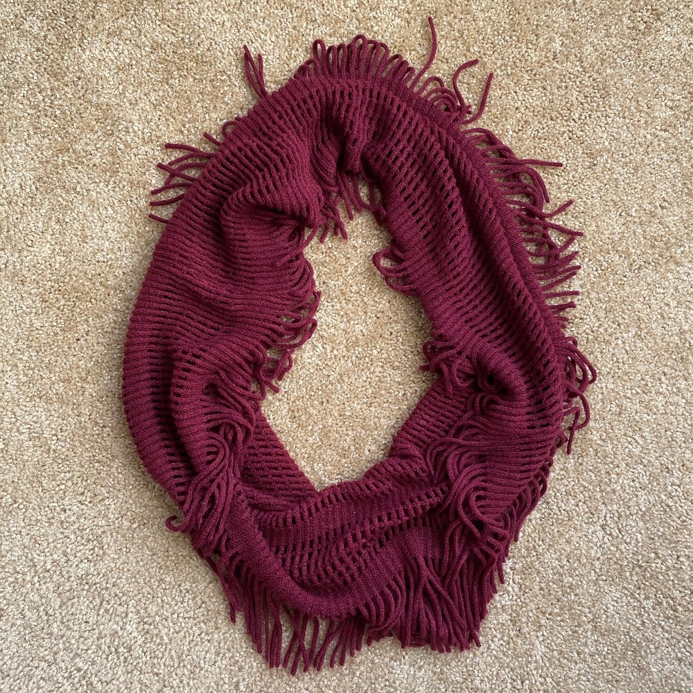 Nordstrom Circle Scarf - Burgundy
